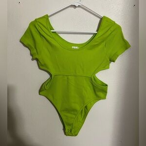 PINK DOT Ribbed‎ Short Sleeve Body Suit with Side Cut Outs Lime Green Wms Sz Lg